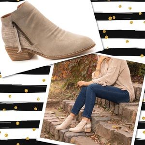 Corky’s Tan Metallic Butternut Boots